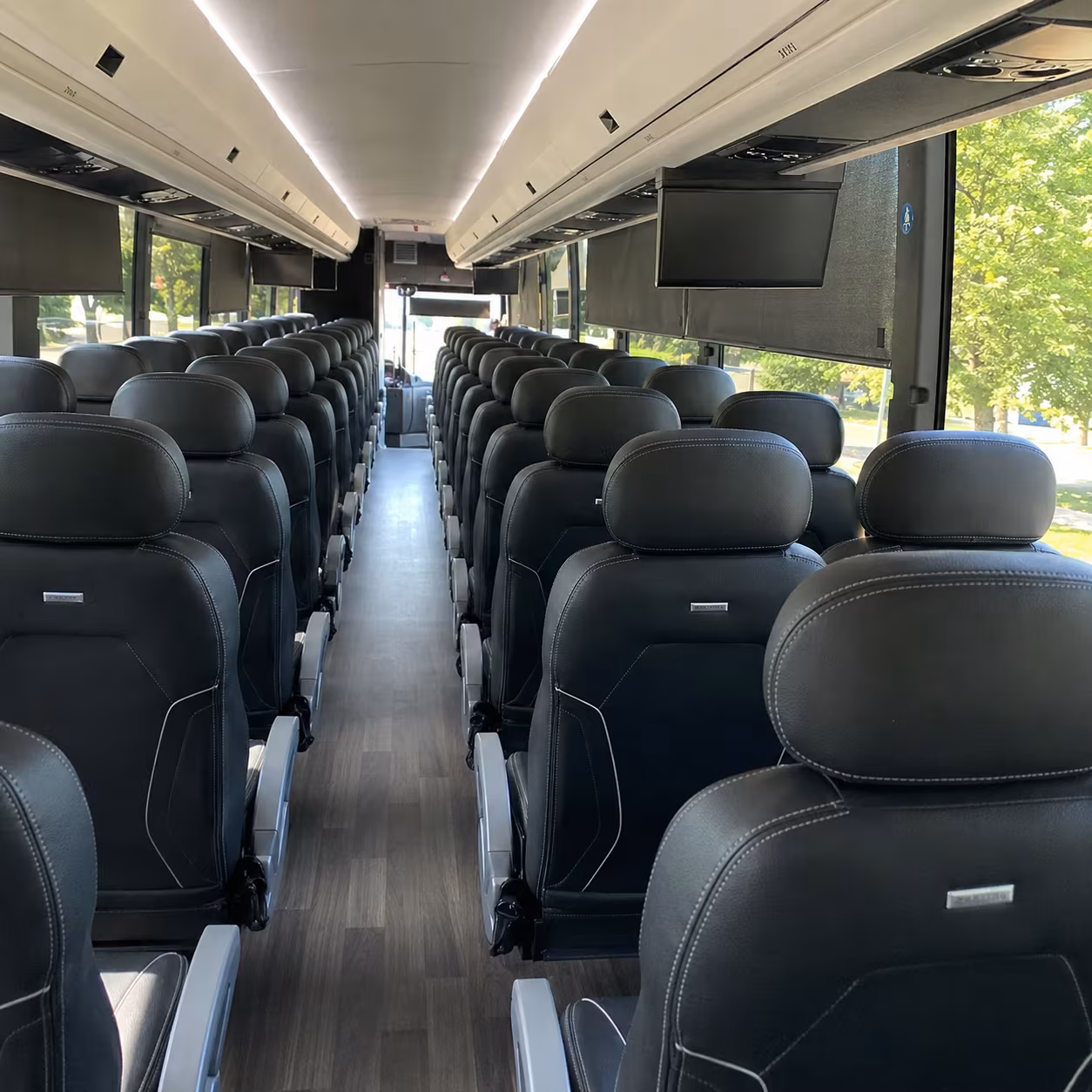 bus rentals for renton youth group events and outings
