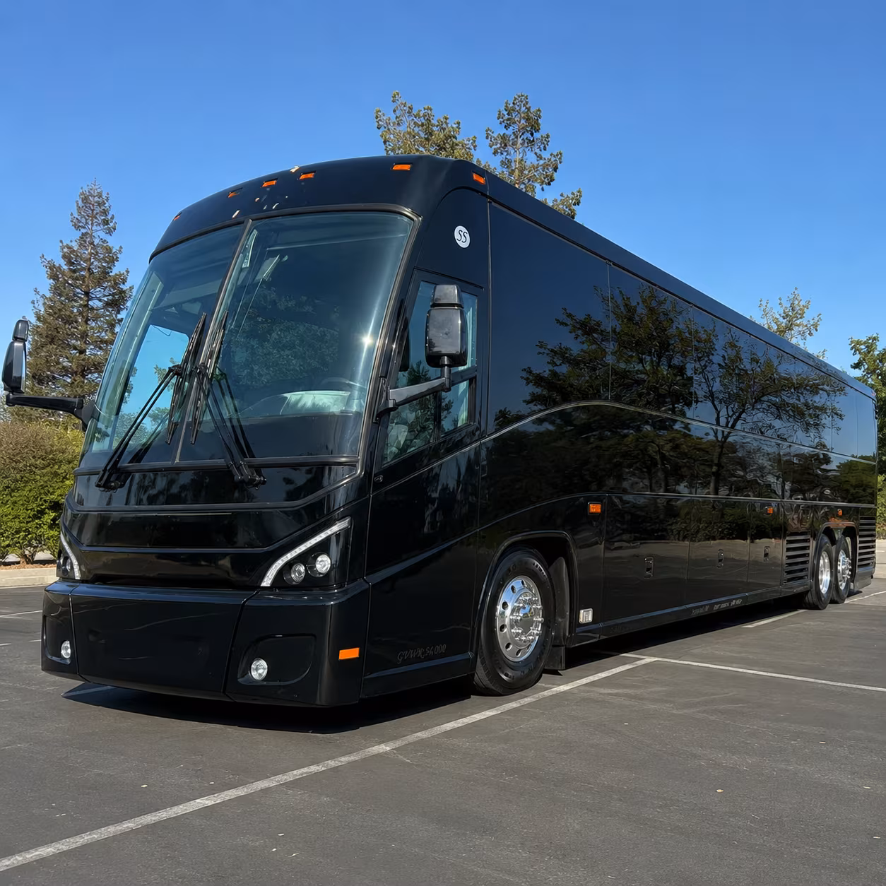 group airport arrivals hotel shuttle buses in the renton area