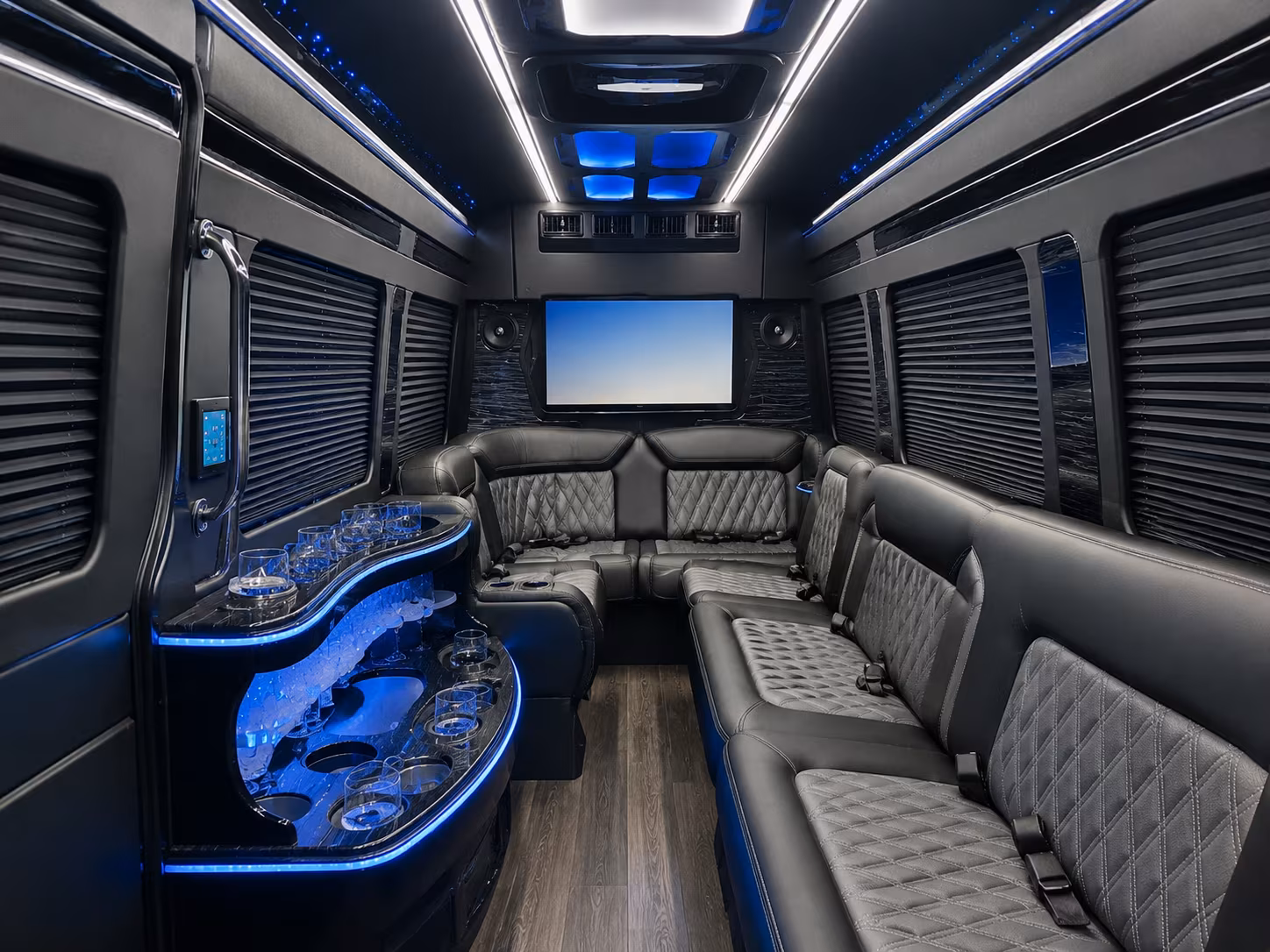 shuttle buses to showbox sodo paramount and seattle s club venues