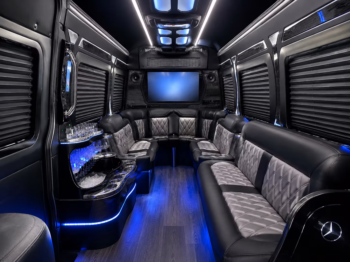 sporting event buses to seahawks sounders and mariners games